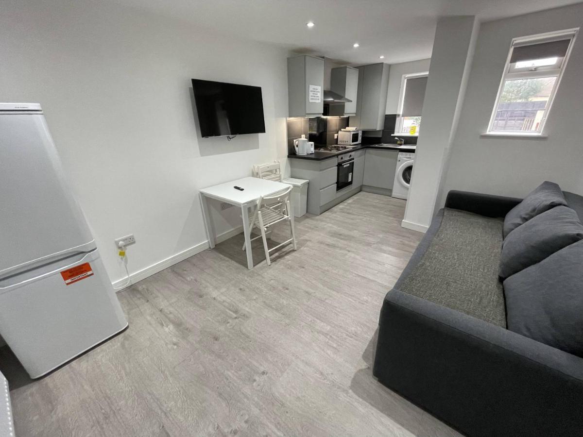 London Dagenham Apartments Экстерьер фото